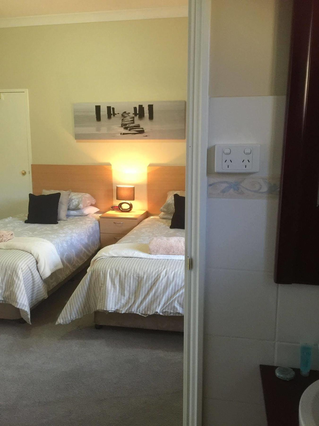 เดอะ นอช แอนด์ นอด - โฮวิค สตรีท Motel ยอร์ค ภายนอก รูปภาพ